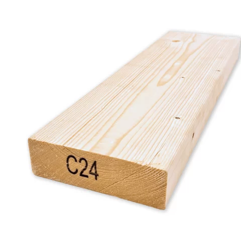 Kalibruota graduota C24 mediena, vaizdas iš viršaus, ant galo matomas „C24“